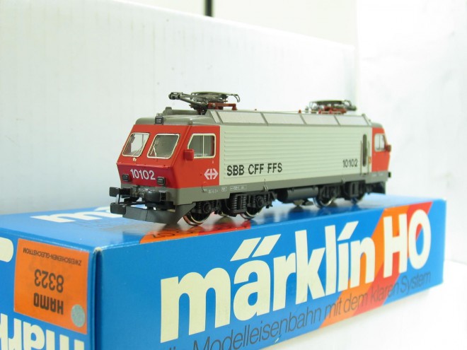 Marklin Hamo 8323 Re 4-4 IV 10102 01.JPG