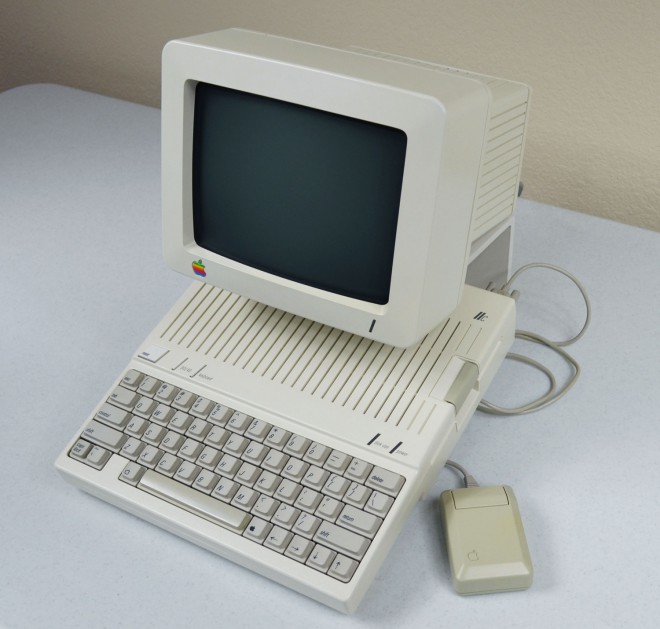 Apple IIC 01.jpg