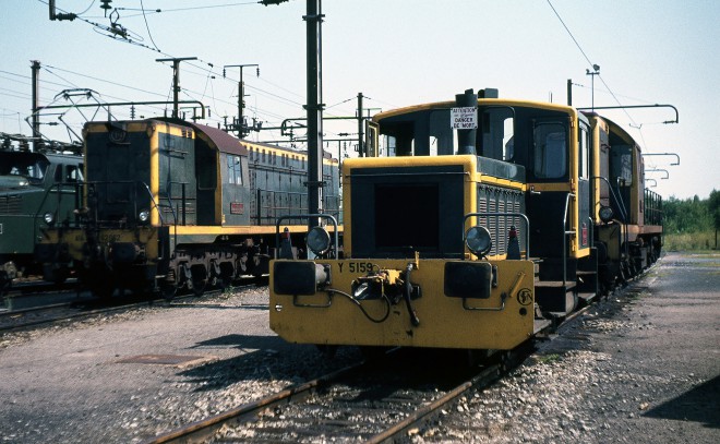Y 5159 Depot de Thionville - 1982-R.jpg