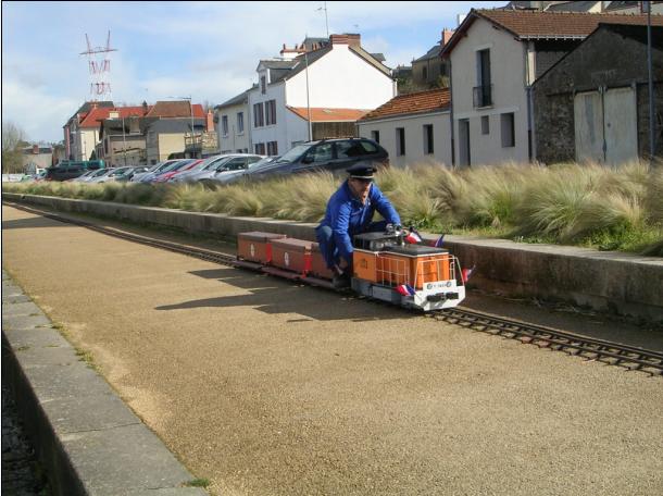 Bernard et son train(1).jpg