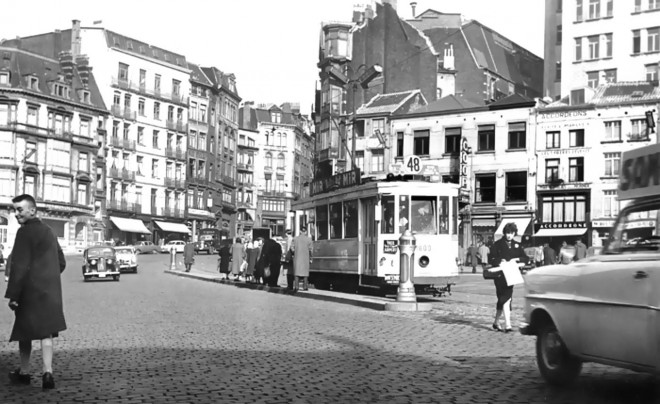 Place de la Chapelle avril 1958.jpg