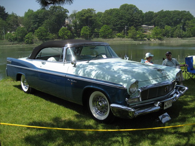 1200px-1956_Chrysler_New_Yorker.jpg