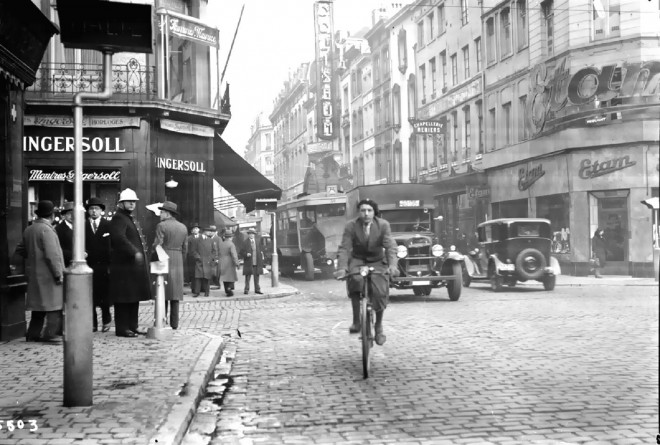 1930, Rue des Fripiers rue Marché aux Poulets.jpg