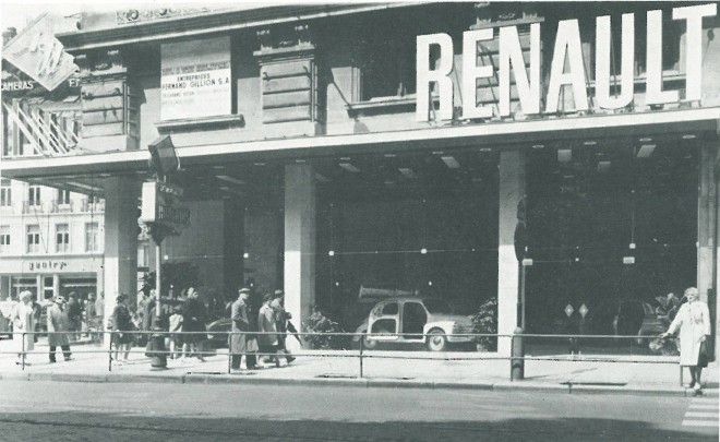 Garage Renault - place de Broukere coin A.Max 1.jpg