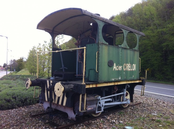 Acier_CRELOI,_a_Cockerill_locomotive_in_Bonnières-sur-Seine_02.jpg