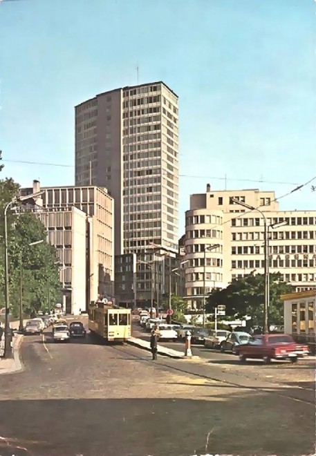 Bruxelles 1961 - Le Westbury , la Sabena et la RTT.jpg