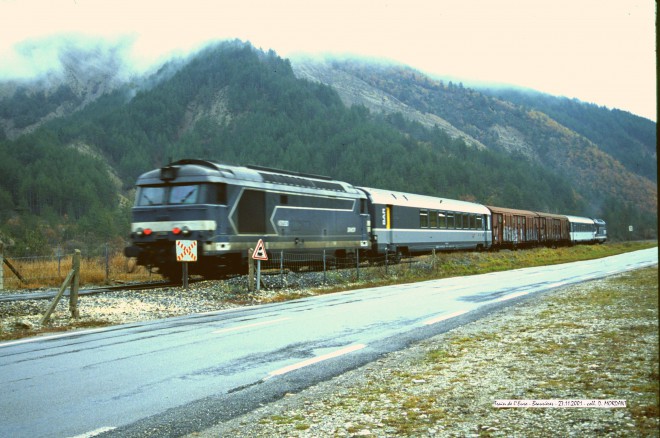 Train de l'Euro - Beaurières - 27.11.2001.jpg