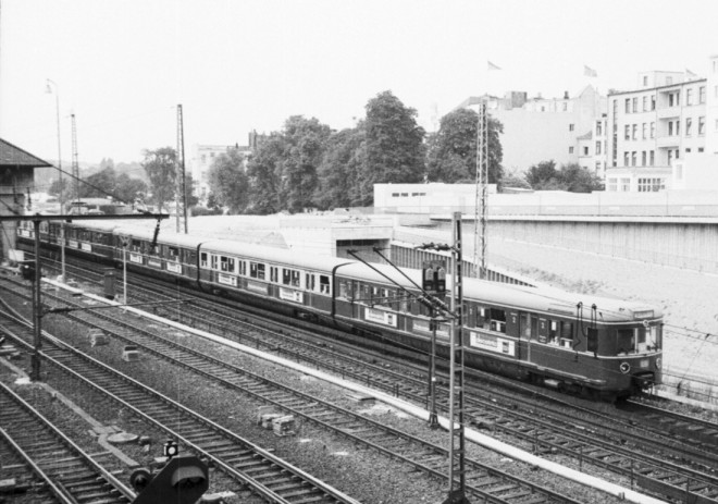 04 - S Bahn de Hamburg.jpg
