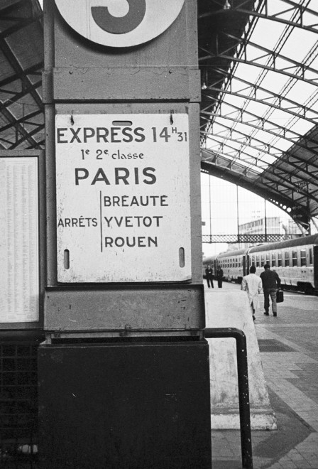 05 - En Gare du Havre.jpg