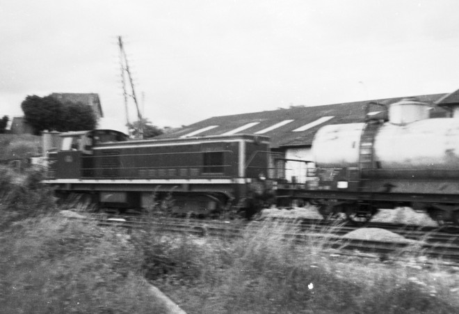 121 - BB 63000 en manœuvre à Epinay le 27 juin 66.jpg