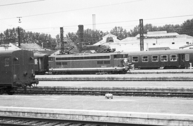 05 - BB 8519 à Austerlitz.jpg